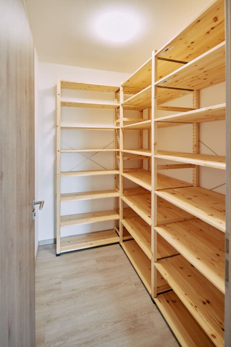 Pronájem domu 119 m², pozemek 330 m², Jahodová, Černošice, Středočeský kraj Pronájem domu 119 m², pozemek 330 m², Jahodová, Černošice, Středočeský kraj