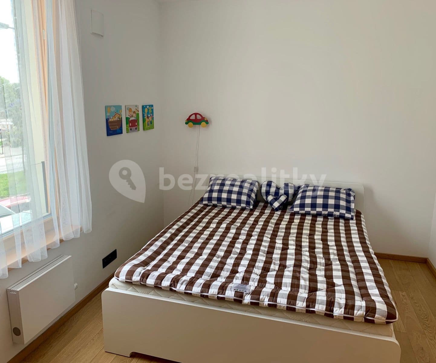 Pronájem bytu 2+1 62 m², Nové Mesto, Bratislavský kraj Pronájem bytu 2+1 62 m², Nové Mesto, Bratislavský kraj