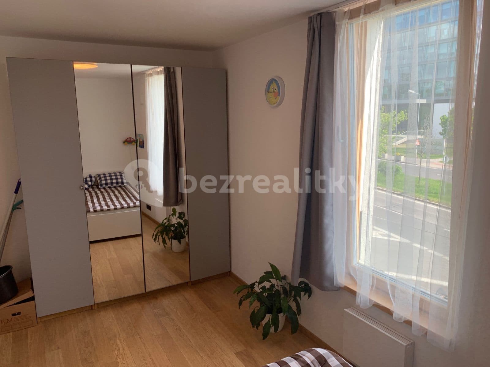Pronájem bytu 2+1 62 m², Nové Mesto, Bratislavský kraj Pronájem bytu 2+1 62 m², Nové Mesto, Bratislavský kraj