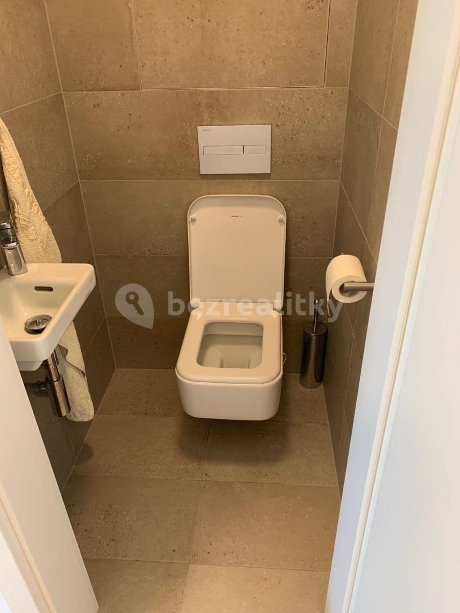 Pronájem bytu 2+1 62 m², Nové Mesto, Bratislavský kraj Pronájem bytu 2+1 62 m², Nové Mesto, Bratislavský kraj