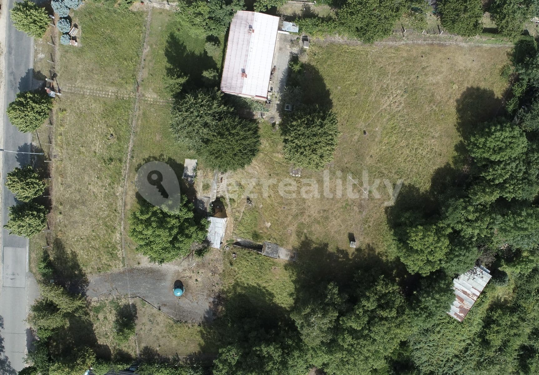 Prodej pozemku 4.333 m², Zámeček, Hradec Králové, Královéhradecký kraj
