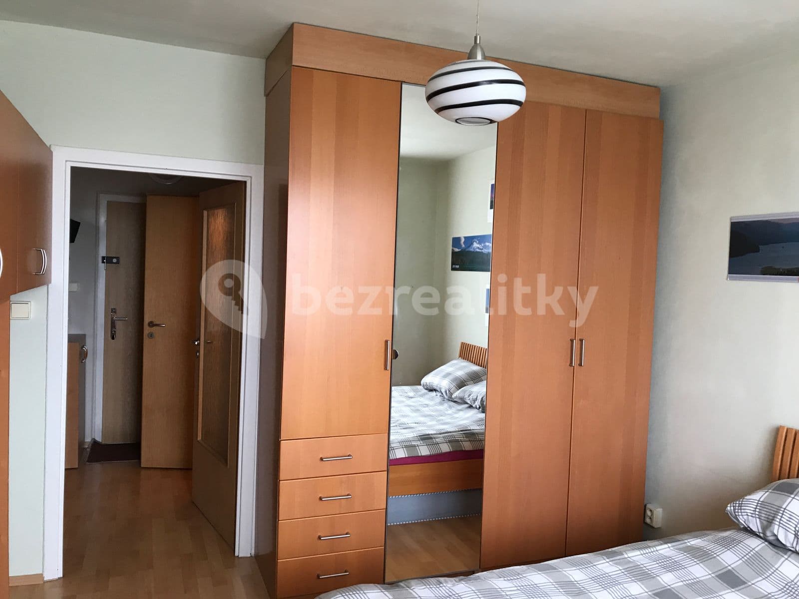 Pronájem bytu 2+kk 40 m², Štúrova, Praha, Praha Pronájem bytu 2+kk 40 m², Štúrova, Praha, Praha