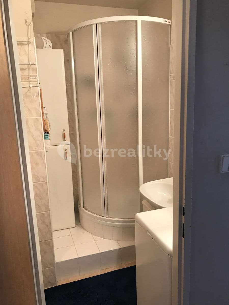 Pronájem bytu 2+kk 40 m², Štúrova, Praha, Praha Pronájem bytu 2+kk 40 m², Štúrova, Praha, Praha