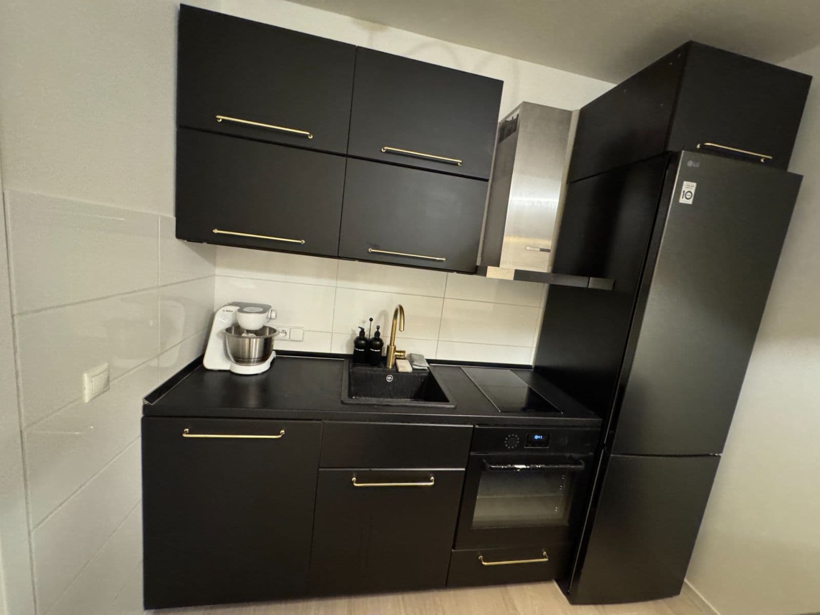 Pronájem bytu 3+kk 55 m², Generála Selnera, Kladno, Středočeský kraj Pronájem bytu 3+kk 55 m², Generála Selnera, Kladno, Středočeský kraj