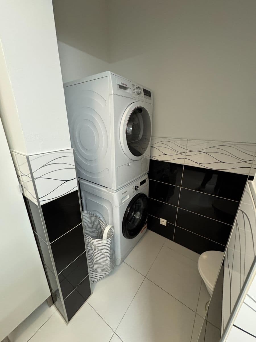 Pronájem bytu 3+kk 55 m², Generála Selnera, Kladno, Středočeský kraj Pronájem bytu 3+kk 55 m², Generála Selnera, Kladno, Středočeský kraj