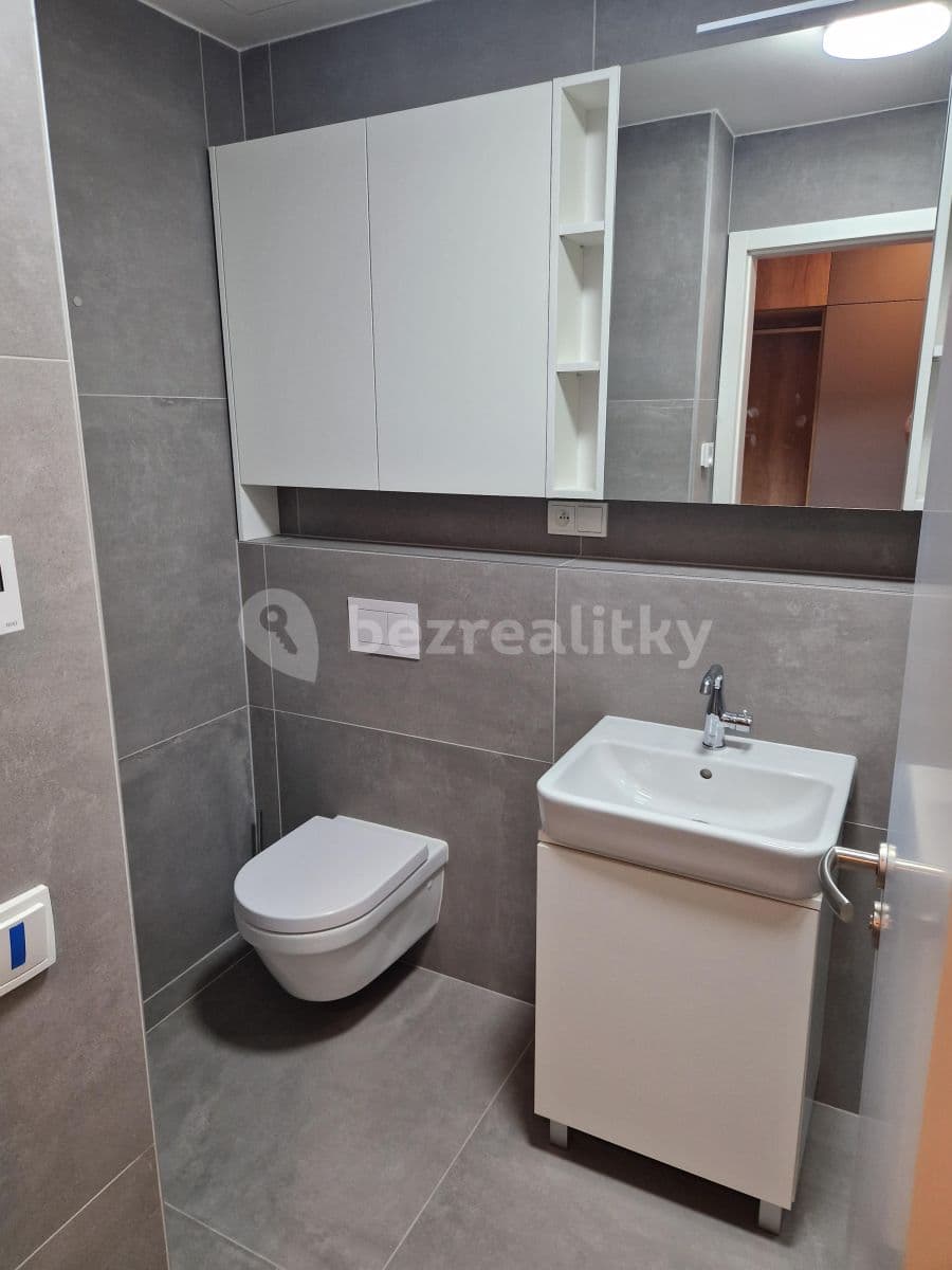 Pronájem bytu 1+kk 36 m², Praha, Praha Pronájem bytu 1+kk 36 m², Praha, Praha