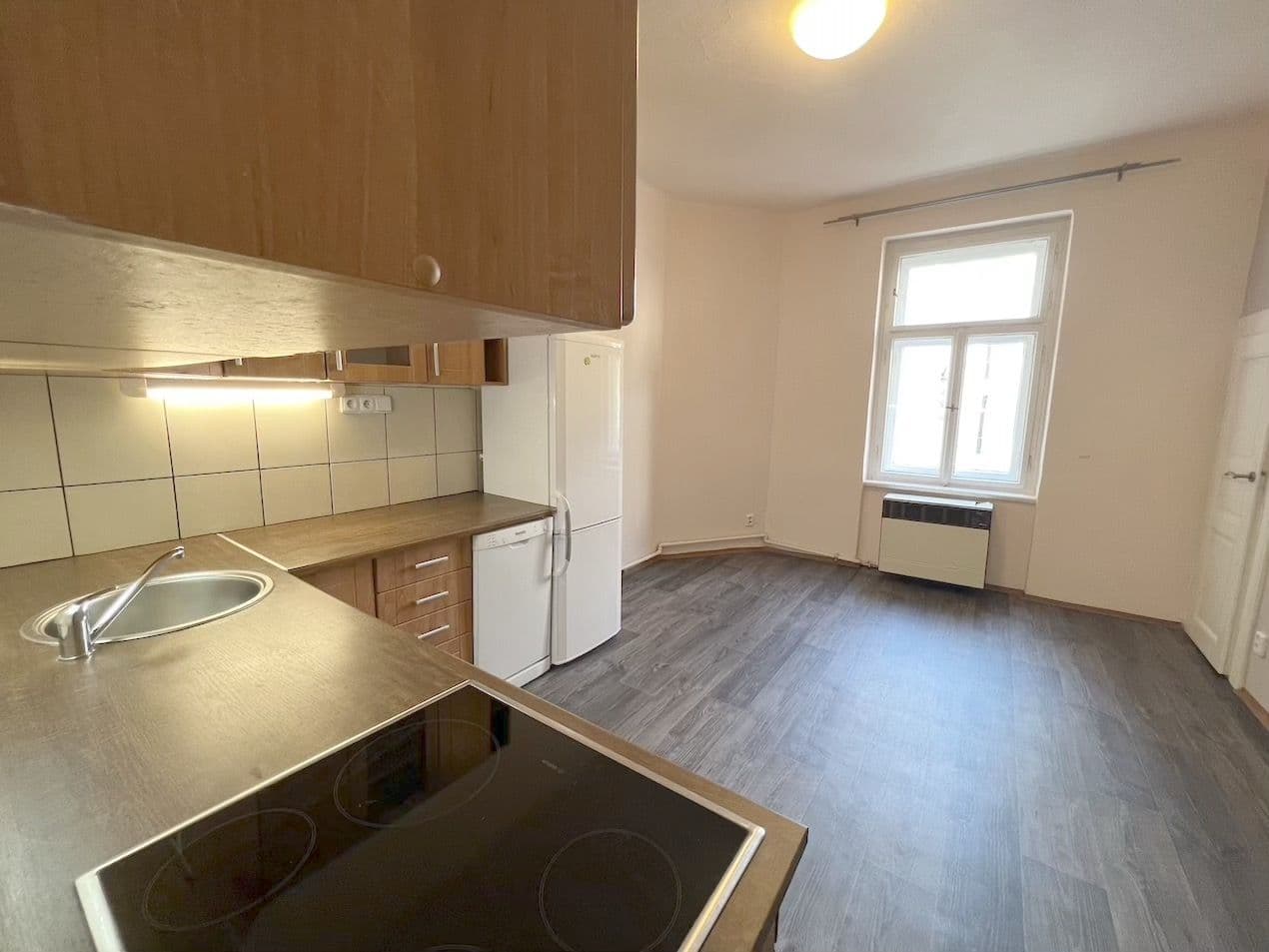 Pronájem bytu 2+kk 44 m², Magistrů, Praha, Praha Pronájem bytu 2+kk 44 m², Magistrů, Praha, Praha