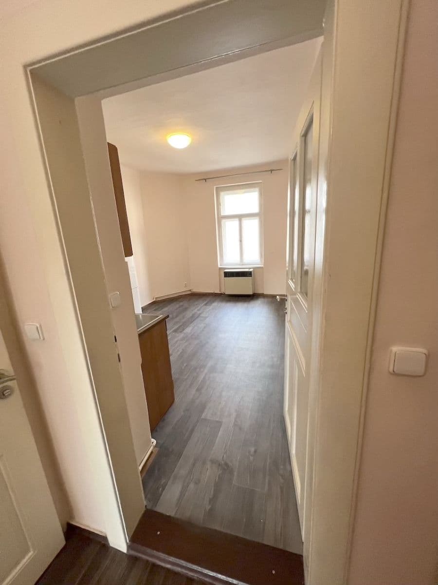 Pronájem bytu 2+kk 44 m², Magistrů, Praha, Praha Pronájem bytu 2+kk 44 m², Magistrů, Praha, Praha