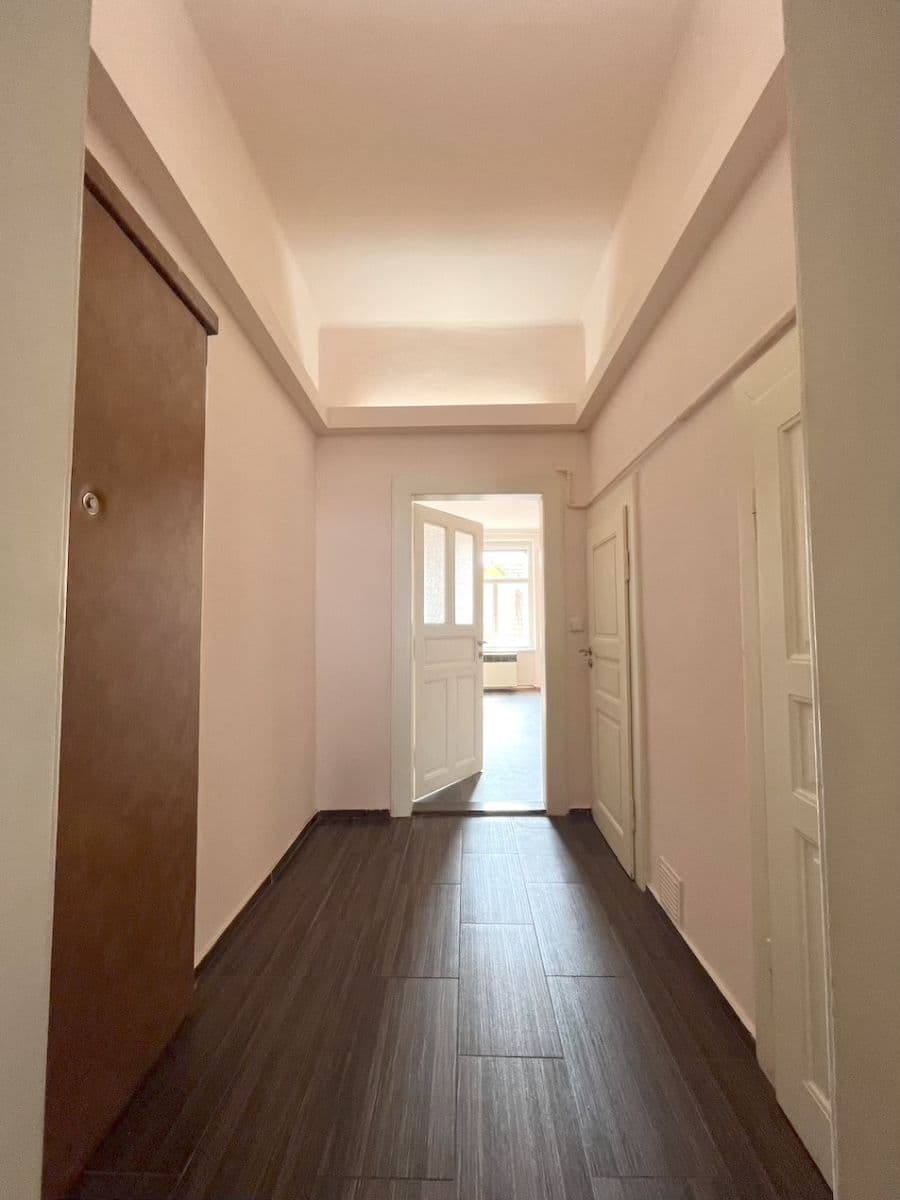 Pronájem bytu 2+kk 44 m², Magistrů, Praha, Praha Pronájem bytu 2+kk 44 m², Magistrů, Praha, Praha