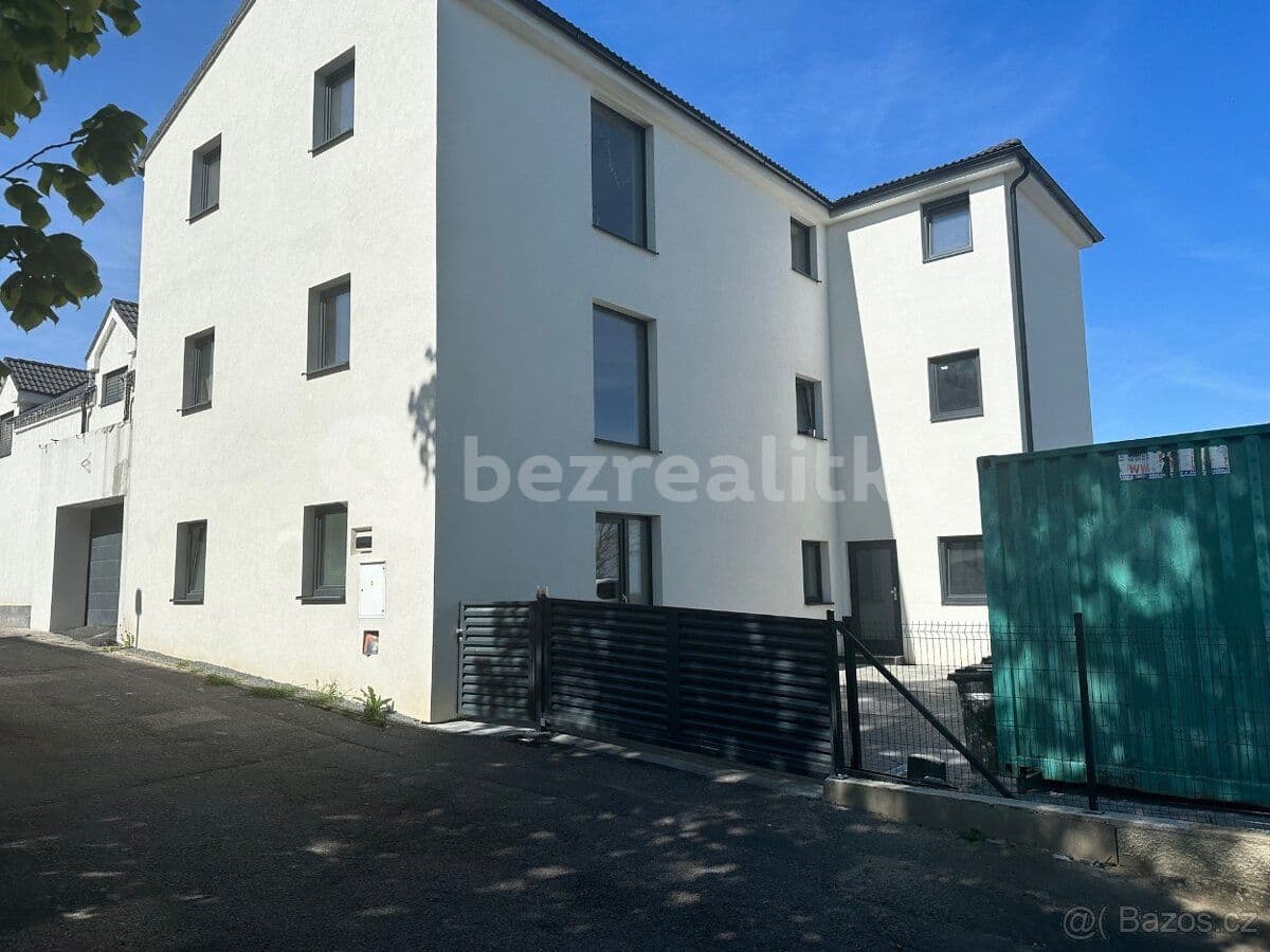 Pronájem bytu 2+kk 72 m², Masarykovo nám., Říčany, Středočeský kraj Pronájem bytu 2+kk 72 m², Masarykovo nám., Říčany, Středočeský kraj