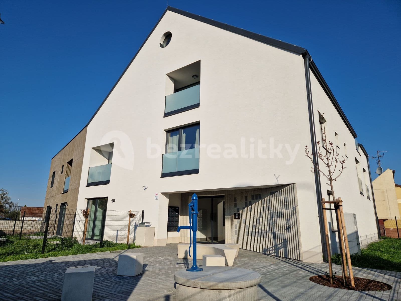 Pronájem bytu 1+kk 40 m², 28. října, Mikulov, Jihomoravský kraj Pronájem bytu 1+kk 40 m², 28. října, Mikulov, Jihomoravský kraj