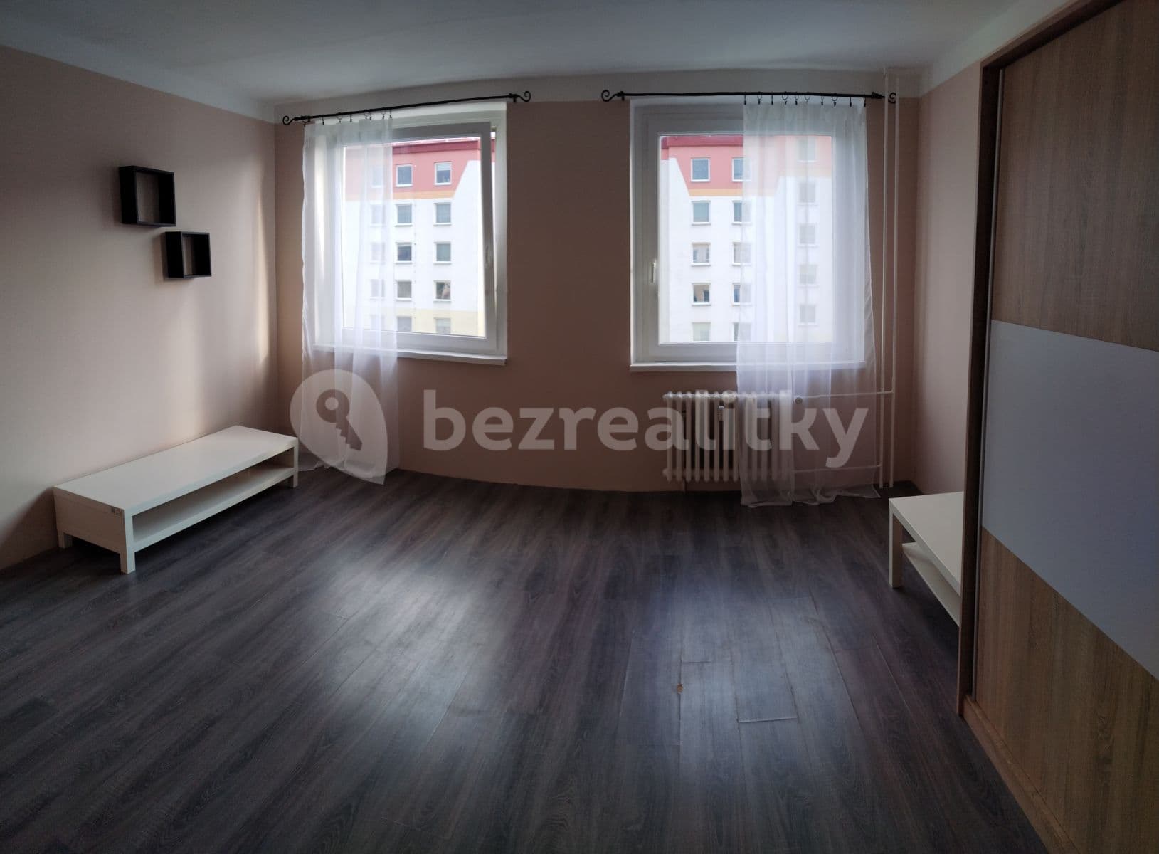 Pronájem bytu Garsoniéra 36 m², Spartakiádní, Ústí nad Labem, Ústecký kraj Pronájem bytu Garsoniéra 36 m², Spartakiádní, Ústí nad Labem, Ústecký kraj