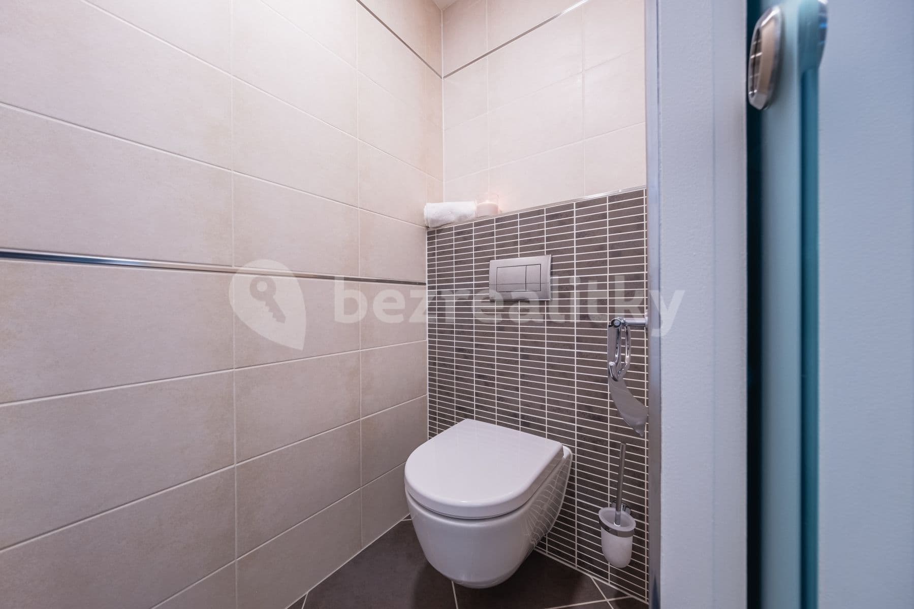 Pronájem bytu 1+kk 39 m², Kurta Konráda, Praha, Praha Pronájem bytu 1+kk 39 m², Kurta Konráda, Praha, Praha