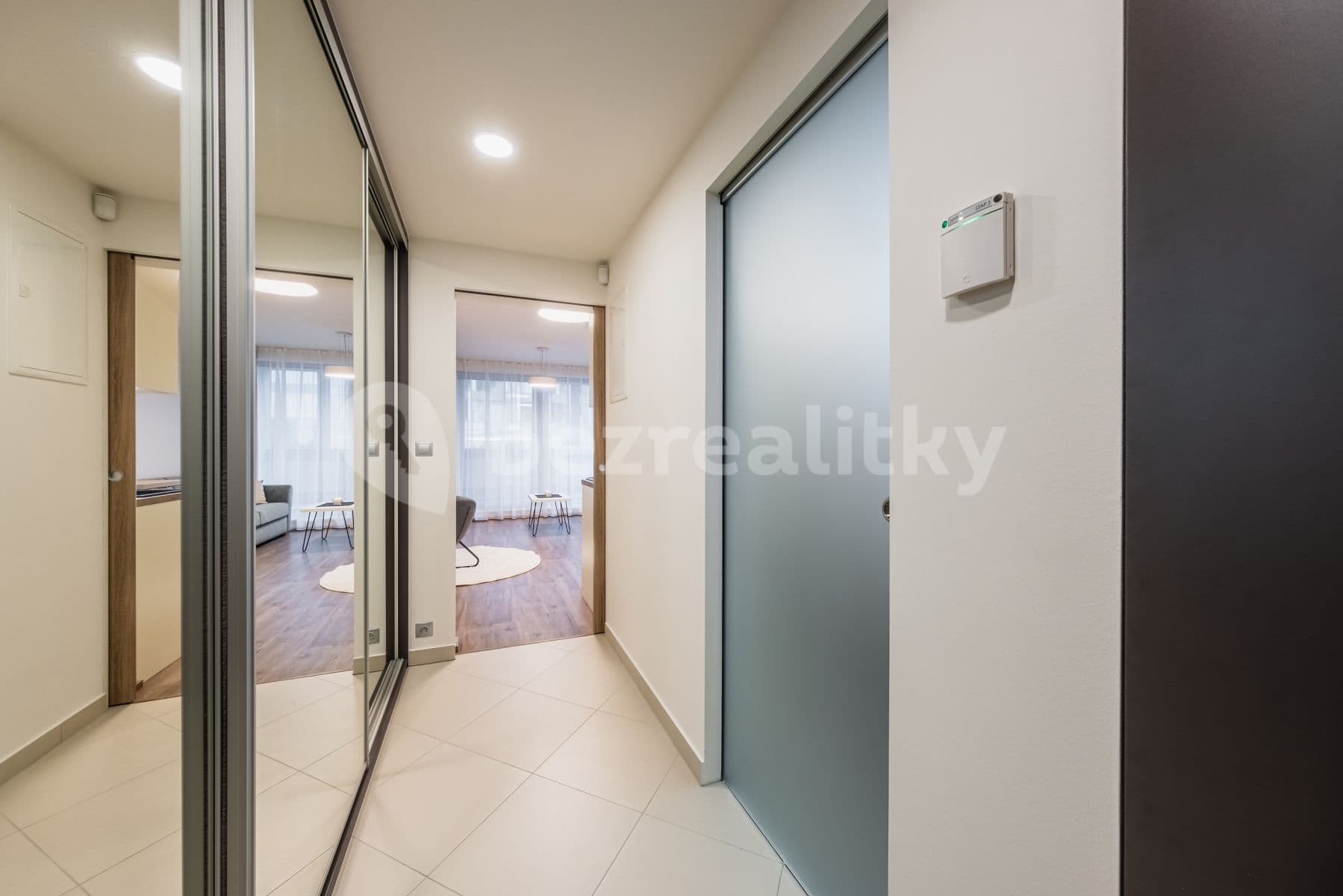 Pronájem bytu 1+kk 39 m², Kurta Konráda, Praha, Praha Pronájem bytu 1+kk 39 m², Kurta Konráda, Praha, Praha