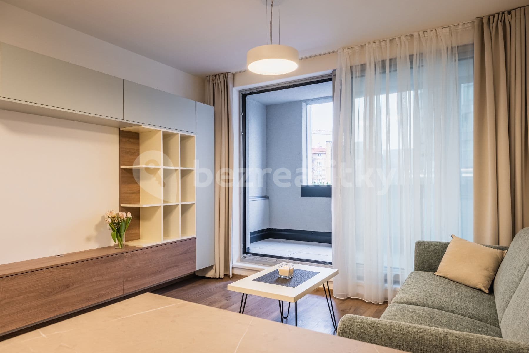 Pronájem bytu 1+kk 39 m², Kurta Konráda, Praha, Praha Pronájem bytu 1+kk 39 m², Kurta Konráda, Praha, Praha