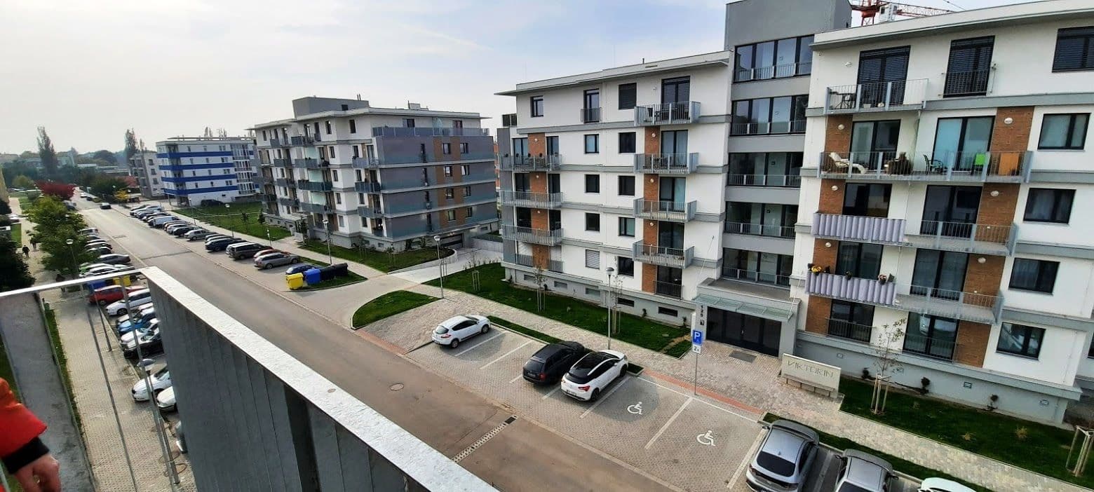 Pronájem bytu 1+kk 36 m², Poděbrady, Středočeský kraj Pronájem bytu 1+kk 36 m², Poděbrady, Středočeský kraj