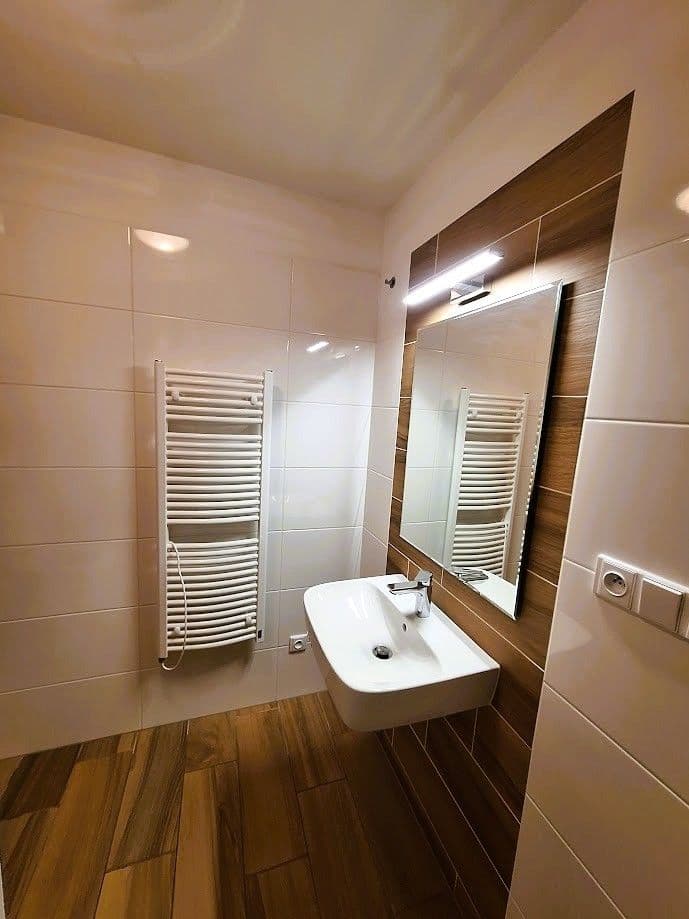 Pronájem bytu 1+kk 36 m², Poděbrady, Středočeský kraj Pronájem bytu 1+kk 36 m², Poděbrady, Středočeský kraj
