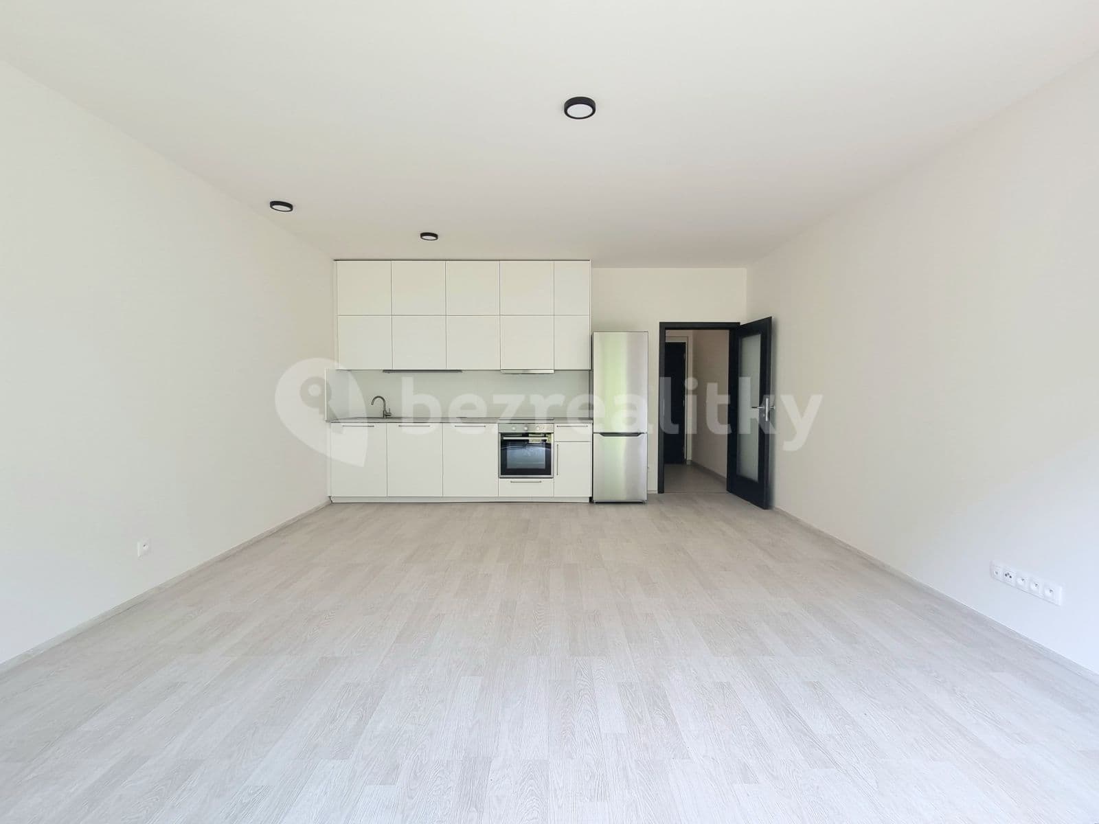 Pronájem bytu 1+kk 39 m², U Mlýnského kanálu, Praha, Praha Pronájem bytu 1+kk 39 m², U Mlýnského kanálu, Praha, Praha