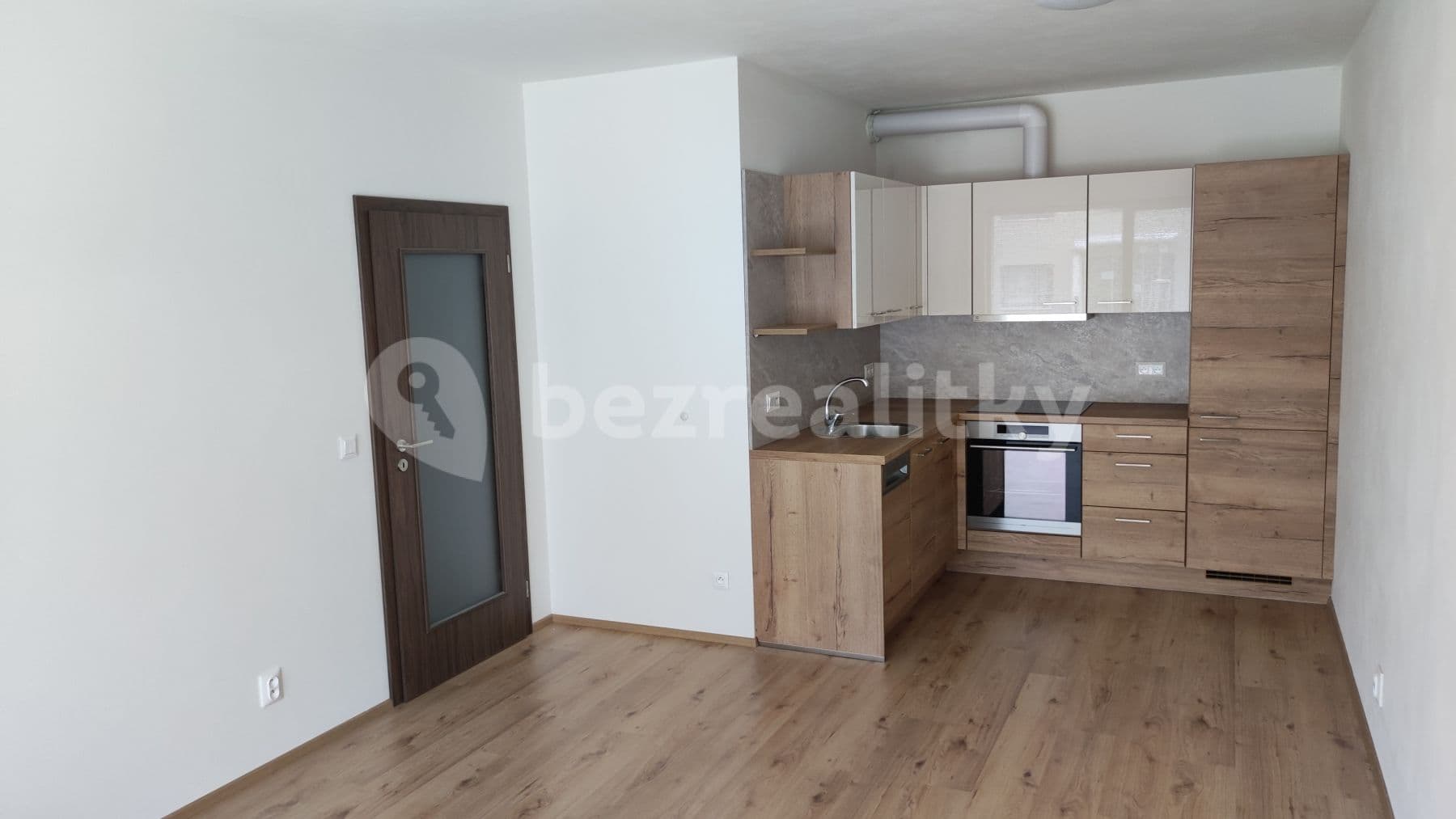 Pronájem bytu 2+kk 50 m², Chrudim, Pardubický kraj Pronájem bytu 2+kk 50 m², Chrudim, Pardubický kraj