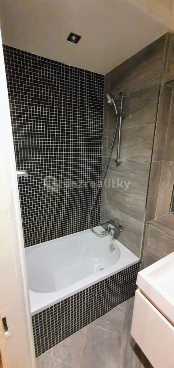 Pronájem bytu 3+kk 76 m², Malířská, Praha, Praha Pronájem bytu 3+kk 76 m², Malířská, Praha, Praha