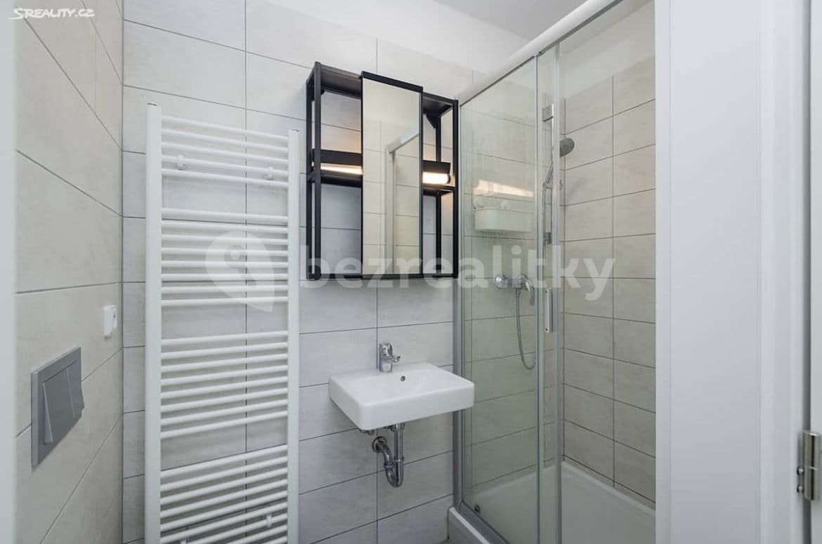 Pronájem bytu Garsoniéra 27 m², V Závětří, Praha, Praha Pronájem bytu Garsoniéra 27 m², V Závětří, Praha, Praha