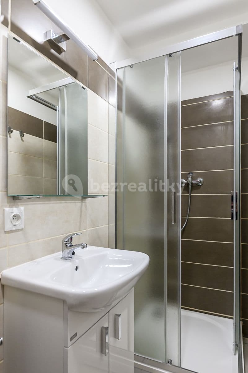 Pronájem bytu 1+kk 17 m², Hybešova, Brno, Jihomoravský kraj Pronájem bytu 1+kk 17 m², Hybešova, Brno, Jihomoravský kraj