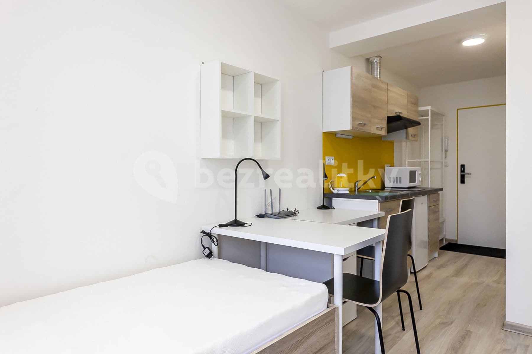 Pronájem bytu 1+kk 17 m², Hybešova, Brno, Jihomoravský kraj Pronájem bytu 1+kk 17 m², Hybešova, Brno, Jihomoravský kraj