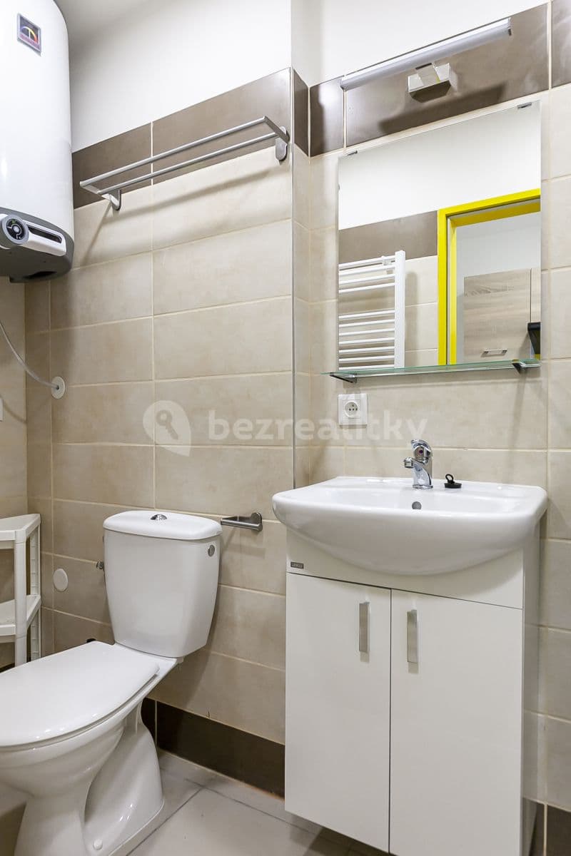 Pronájem bytu 1+kk 17 m², Hybešova, Brno, Jihomoravský kraj Pronájem bytu 1+kk 17 m², Hybešova, Brno, Jihomoravský kraj