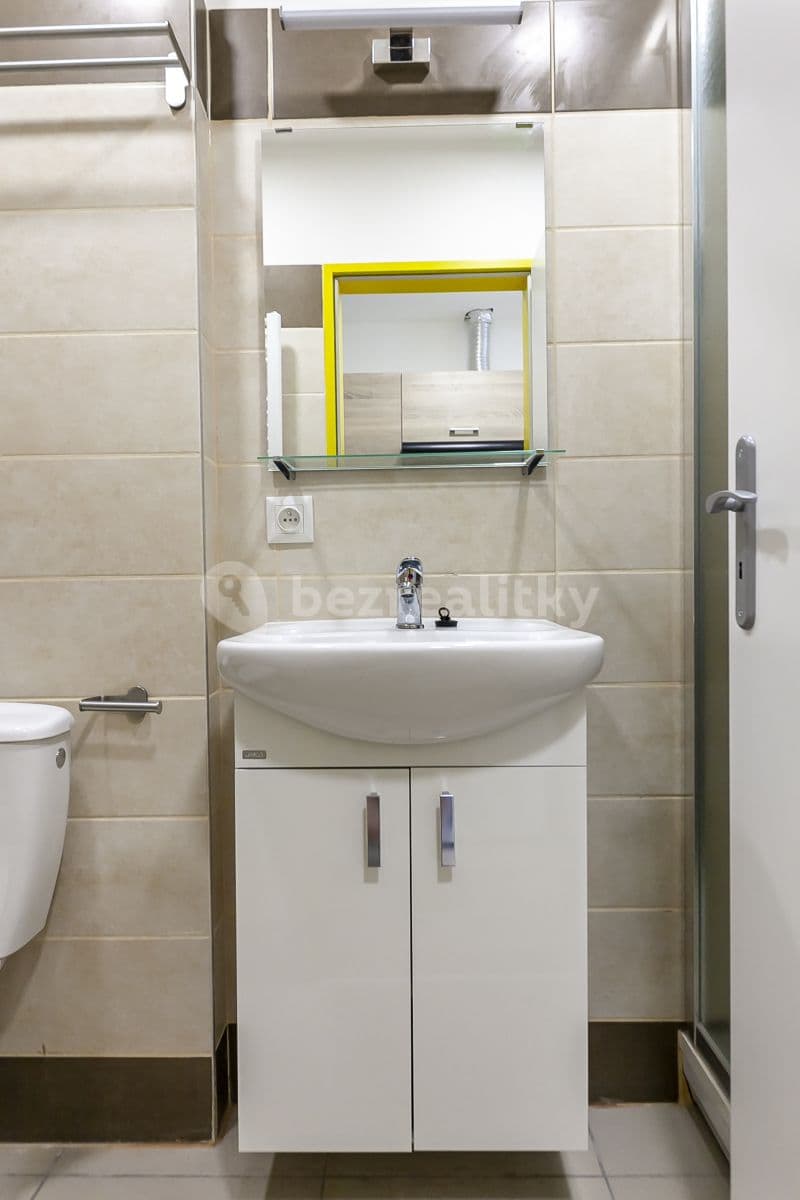 Pronájem bytu 1+kk 17 m², Hybešova, Brno, Jihomoravský kraj Pronájem bytu 1+kk 17 m², Hybešova, Brno, Jihomoravský kraj