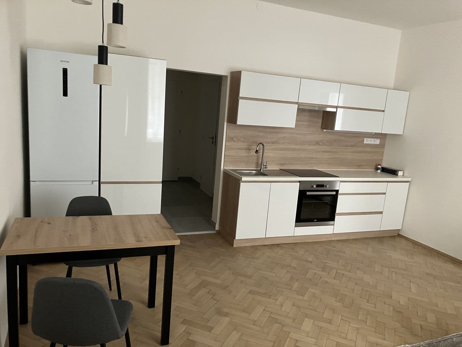 Pronájem bytu 2+kk 56 m², Přemyslovská, Praha, Praha Pronájem bytu 2+kk 56 m², Přemyslovská, Praha, Praha