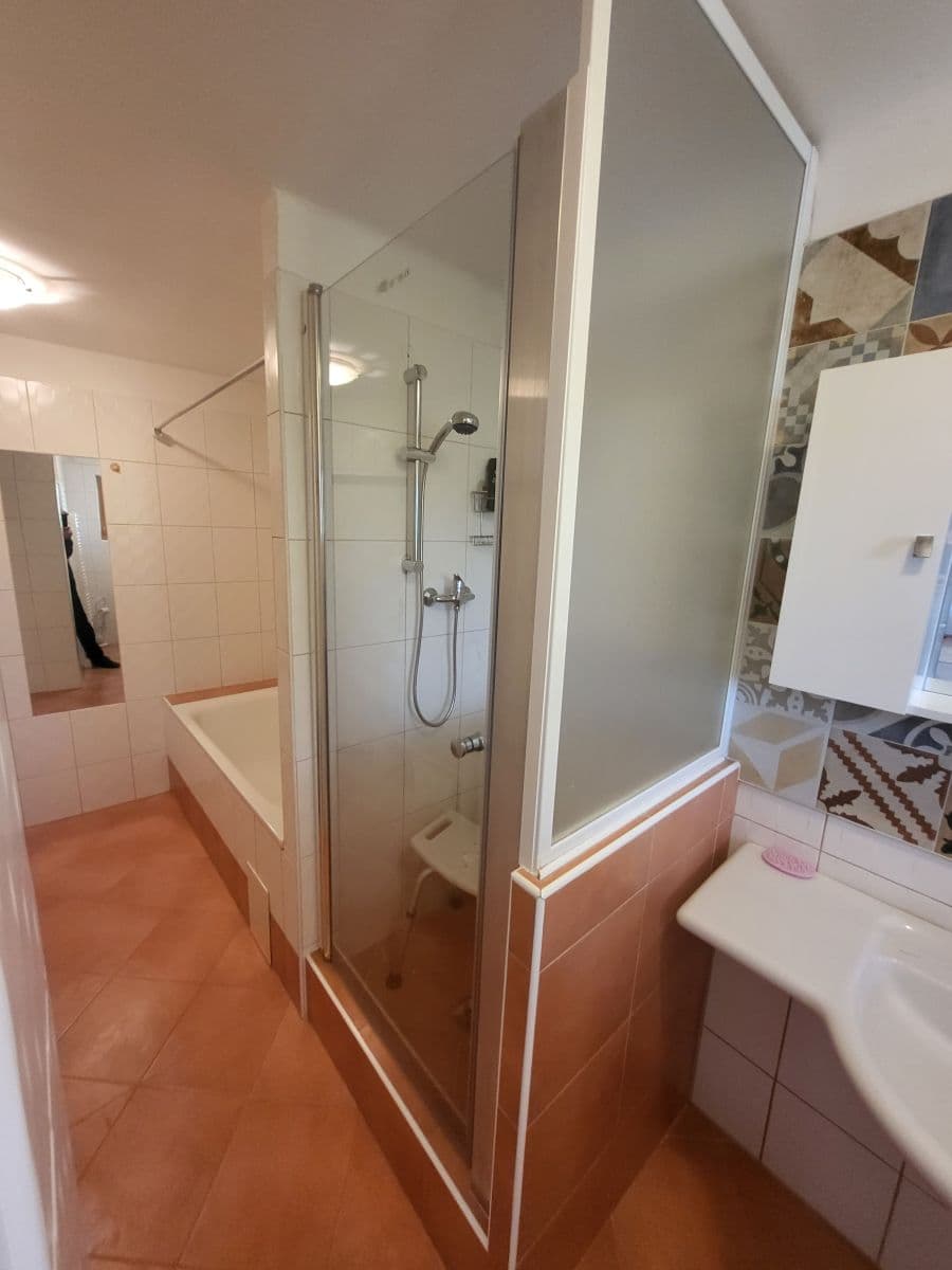 Pronájem domu 160 m², pozemek 600 m², Formanská, Praha, Praha Pronájem domu 160 m², pozemek 600 m², Formanská, Praha, Praha