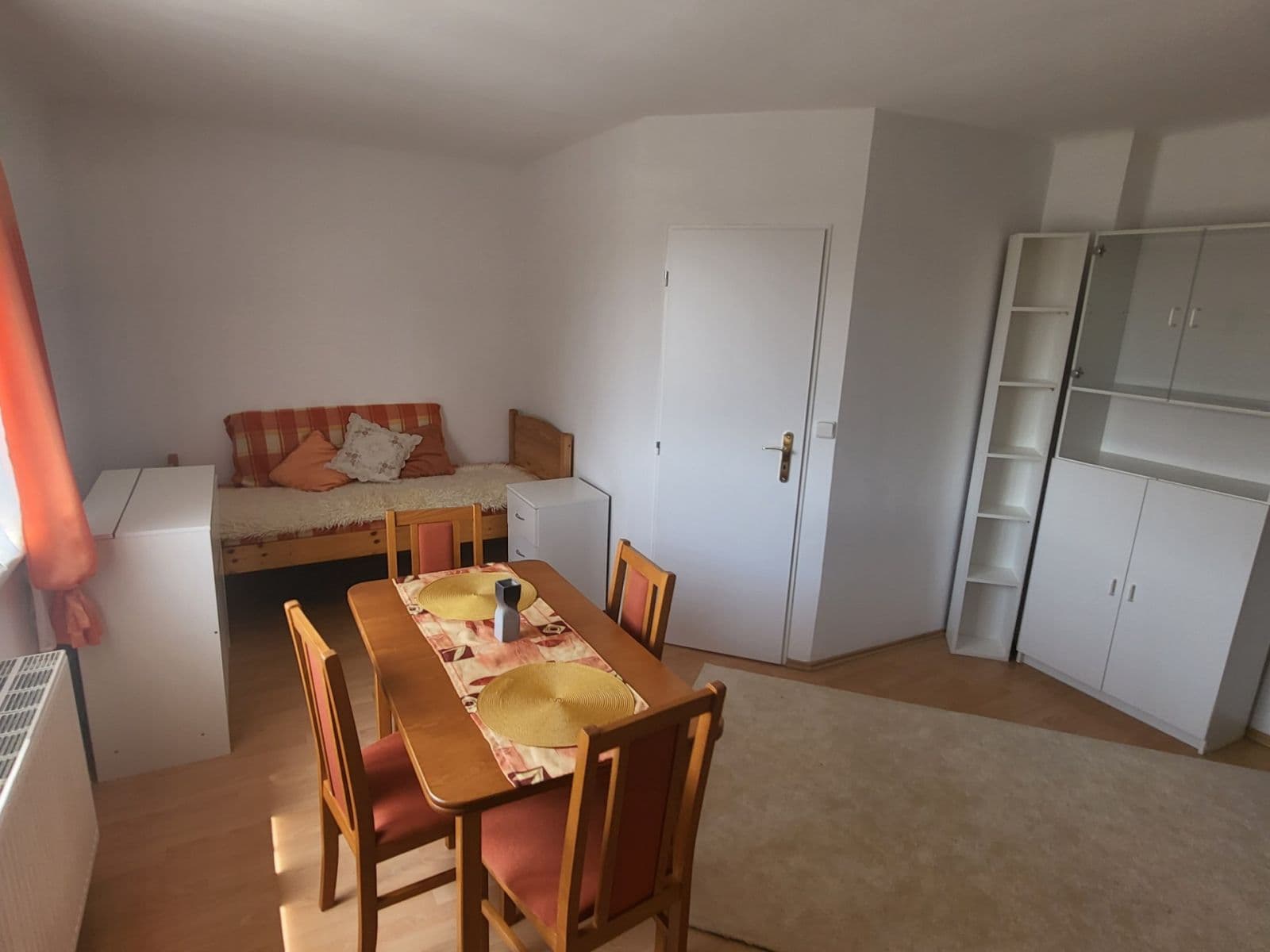 Pronájem domu 160 m², pozemek 600 m², Formanská, Praha, Praha Pronájem domu 160 m², pozemek 600 m², Formanská, Praha, Praha