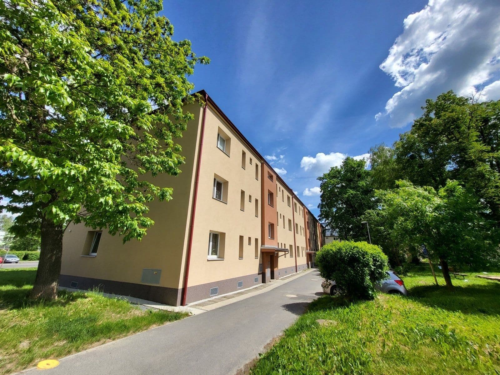 Pronájem bytu 2+kk 38 m², Kapitána Jasioka, Havířov, Moravskoslezský kraj Pronájem bytu 2+kk 38 m², Kapitána Jasioka, Havířov, Moravskoslezský kraj