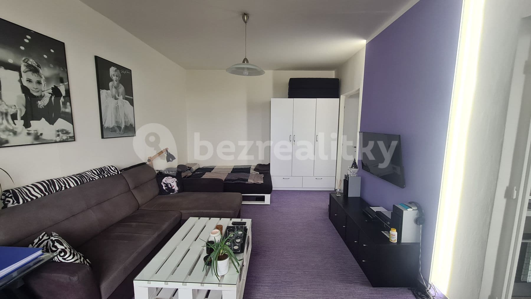 Pronájem bytu 1+1 30 m², Halasovo náměstí, Brno, Jihomoravský kraj Pronájem bytu 1+1 30 m², Halasovo náměstí, Brno, Jihomoravský kraj