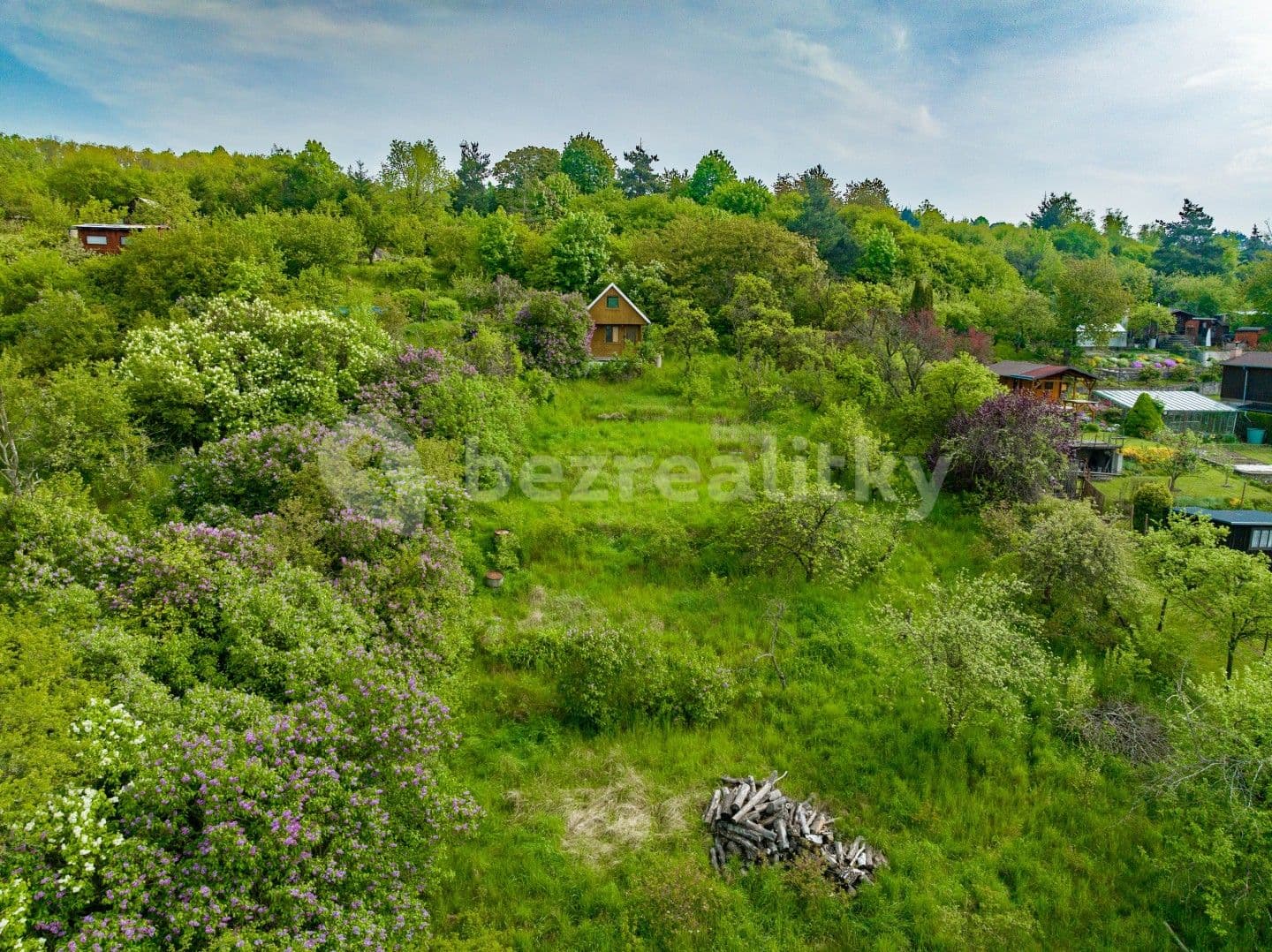 Prodej pozemku 1.287 m², Velké Meziříčí, Kraj Vysočina
