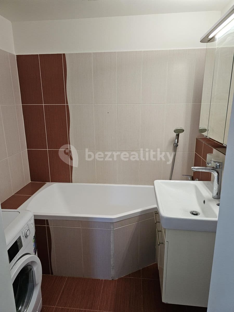 Pronájem bytu 3+kk 68 m², Cesta brigádníků, Kralupy nad Vltavou, Středočeský kraj Pronájem bytu 3+kk 68 m², Cesta brigádníků, Kralupy nad Vltavou, Středočeský kraj