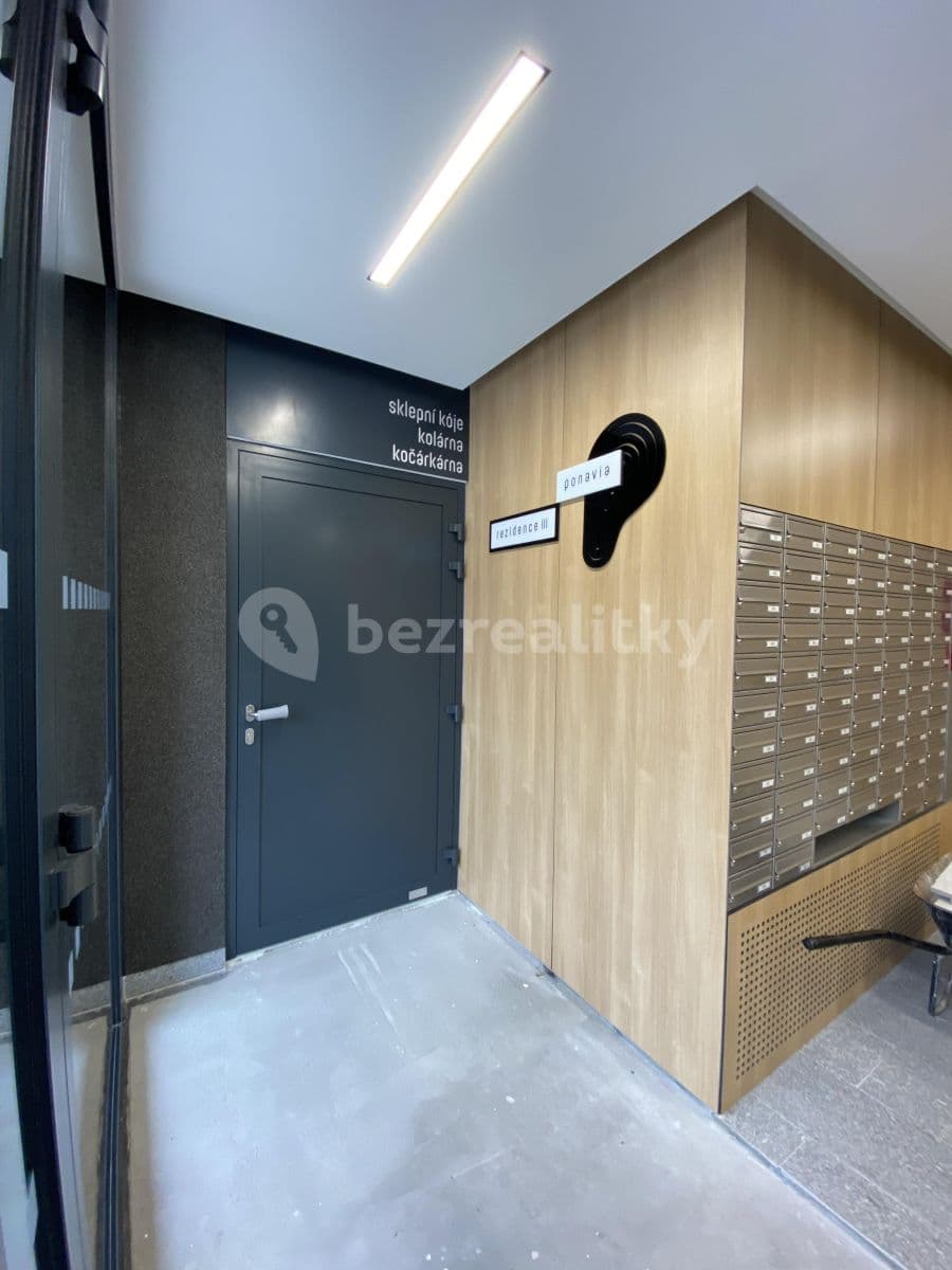 Pronájem bytu 1+kk 33 m², Střední, Brno, Jihomoravský kraj Pronájem bytu 1+kk 33 m², Střední, Brno, Jihomoravský kraj