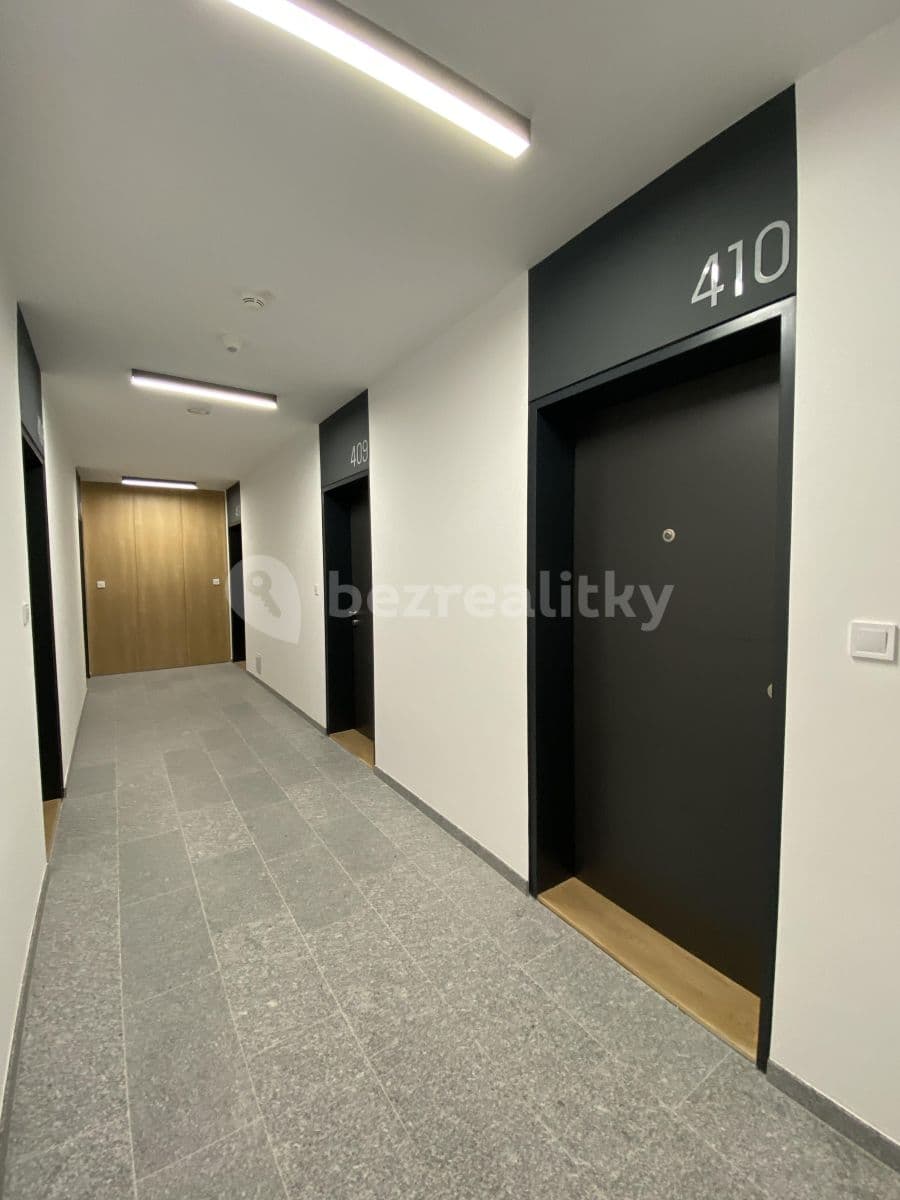 Pronájem bytu 1+kk 33 m², Střední, Brno, Jihomoravský kraj Pronájem bytu 1+kk 33 m², Střední, Brno, Jihomoravský kraj