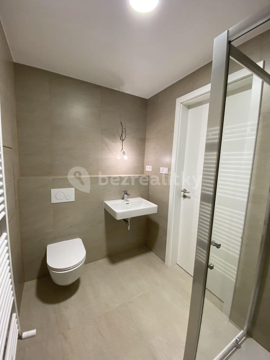 Pronájem bytu 1+kk 33 m², Střední, Brno, Jihomoravský kraj Pronájem bytu 1+kk 33 m², Střední, Brno, Jihomoravský kraj