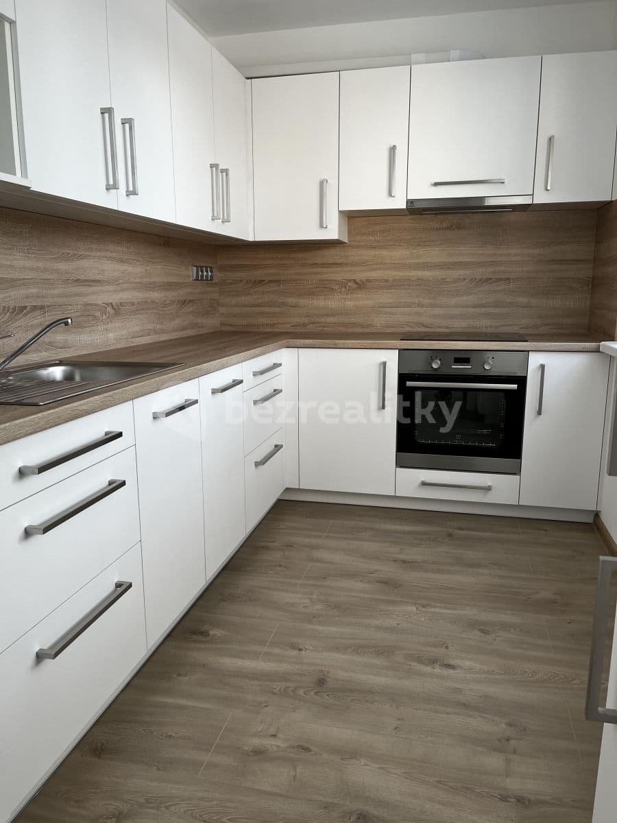 Pronájem bytu 2+1 54 m², Přistoupimská, Praha, Praha Pronájem bytu 2+1 54 m², Přistoupimská, Praha, Praha