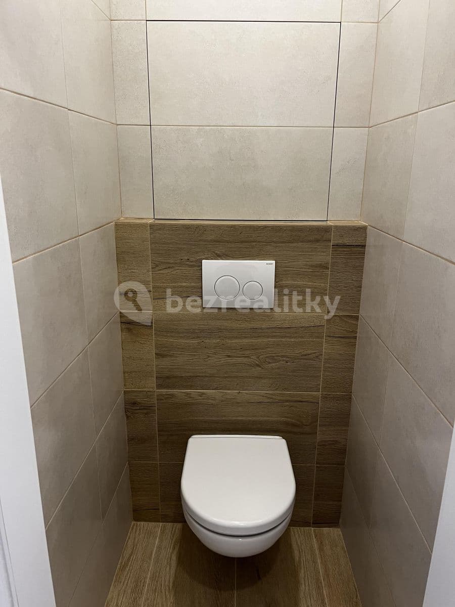 Pronájem bytu 2+1 54 m², Přistoupimská, Praha, Praha Pronájem bytu 2+1 54 m², Přistoupimská, Praha, Praha