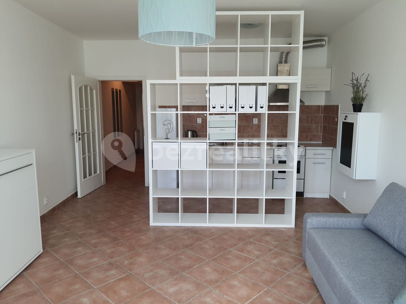 Pronájem bytu 1+kk 38 m², Suchdolské náměstí, Praha, Praha Pronájem bytu 1+kk 38 m², Suchdolské náměstí, Praha, Praha