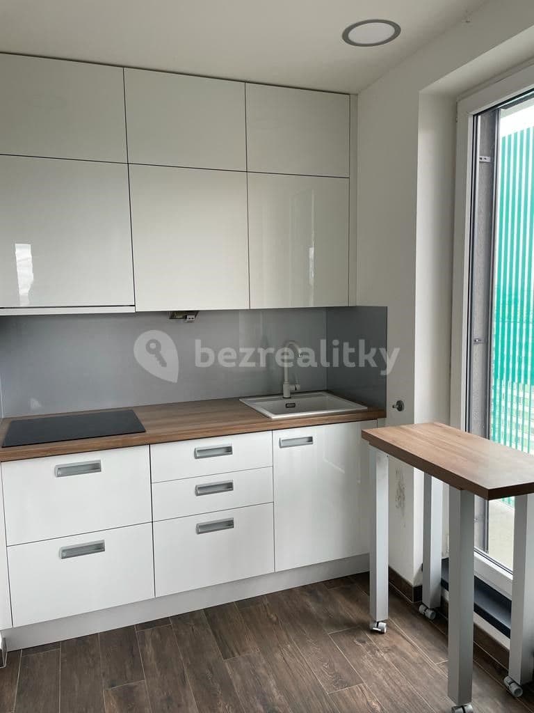 Pronájem bytu 2+kk 59 m², Nad Úžlabinou, Praha, Praha Pronájem bytu 2+kk 59 m², Nad Úžlabinou, Praha, Praha