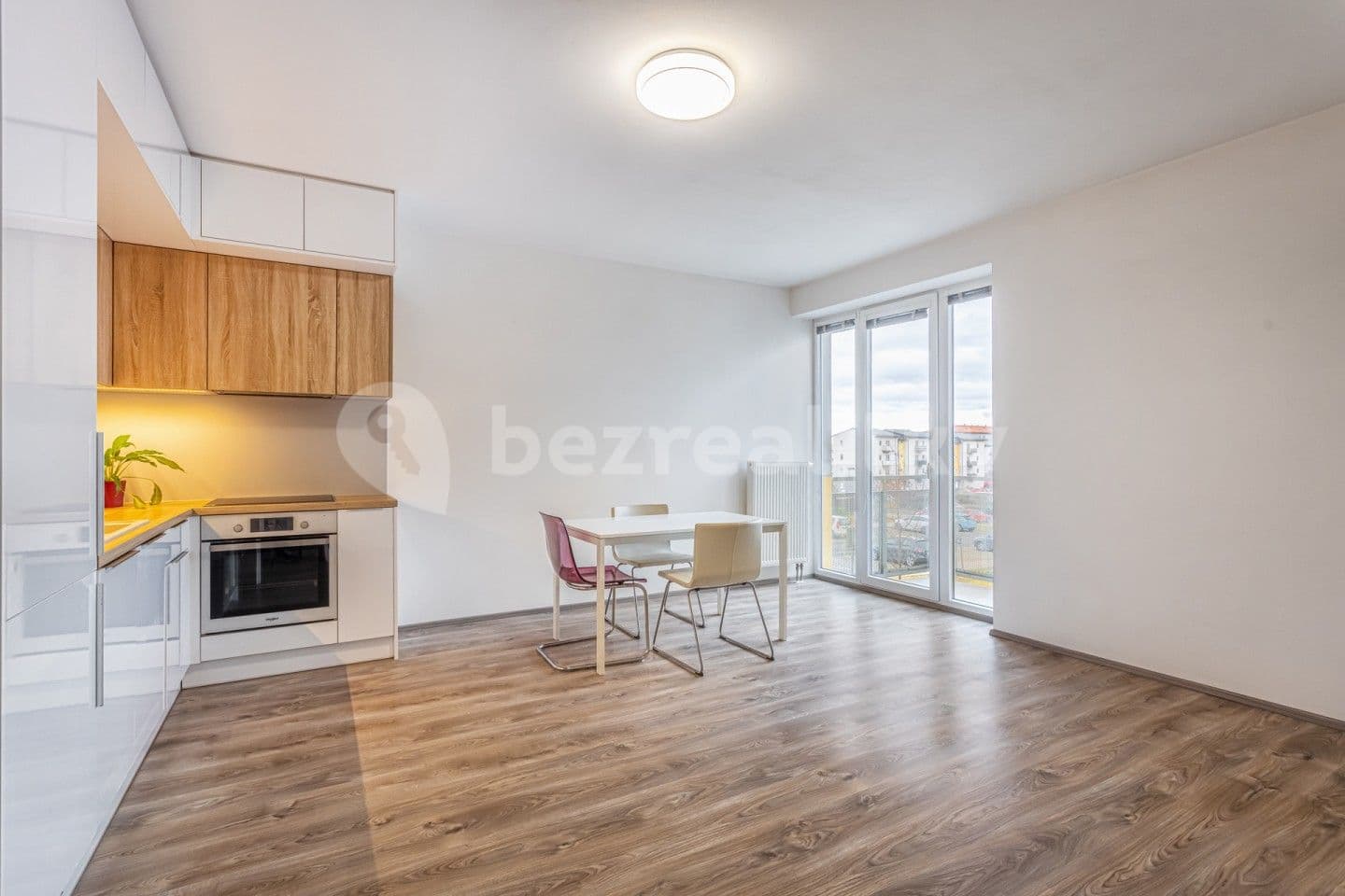 Pronájem bytu 2+kk 52 m², Jaroslava Holečka, Kladno, Středočeský kraj Pronájem bytu 2+kk 52 m², Jaroslava Holečka, Kladno, Středočeský kraj