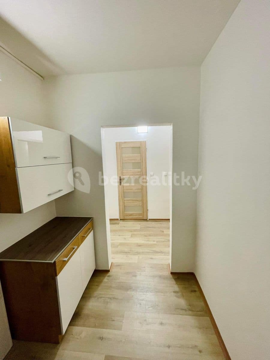Pronájem bytu 1+kk 36 m², Spartakiádní, Ústí nad Labem, Ústecký kraj Pronájem bytu 1+kk 36 m², Spartakiádní, Ústí nad Labem, Ústecký kraj