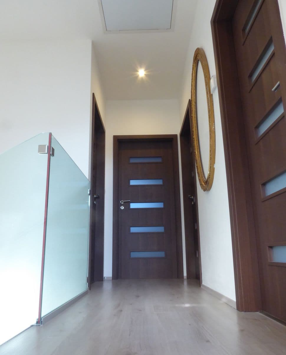 Pronájem domu 121 m², pozemek 587 m², V Hlinkách, Vysoký Újezd, Středočeský kraj Pronájem domu 121 m², pozemek 587 m², V Hlinkách, Vysoký Újezd, Středočeský kraj