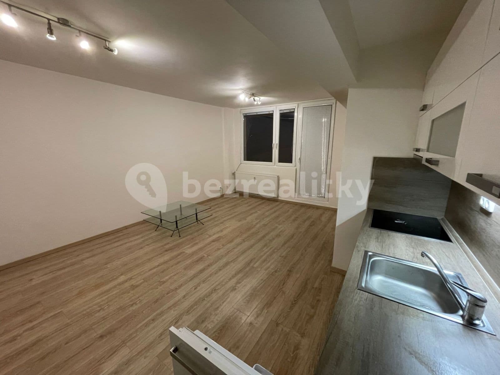 Pronájem bytu 2+kk 50 m², Na Klášteře, Beroun, Středočeský kraj Pronájem bytu 2+kk 50 m², Na Klášteře, Beroun, Středočeský kraj