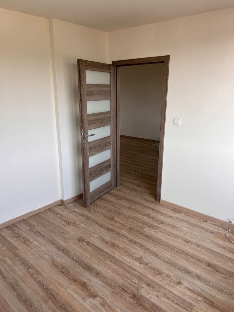 Pronájem bytu 2+kk 50 m², Na Klášteře, Beroun, Středočeský kraj Pronájem bytu 2+kk 50 m², Na Klášteře, Beroun, Středočeský kraj