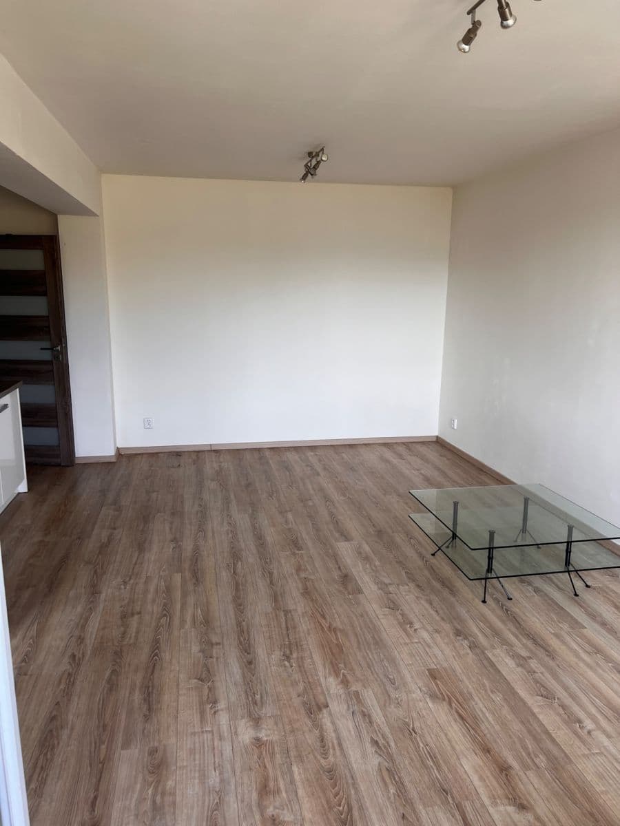 Pronájem bytu 2+kk 50 m², Na Klášteře, Beroun, Středočeský kraj Pronájem bytu 2+kk 50 m², Na Klášteře, Beroun, Středočeský kraj