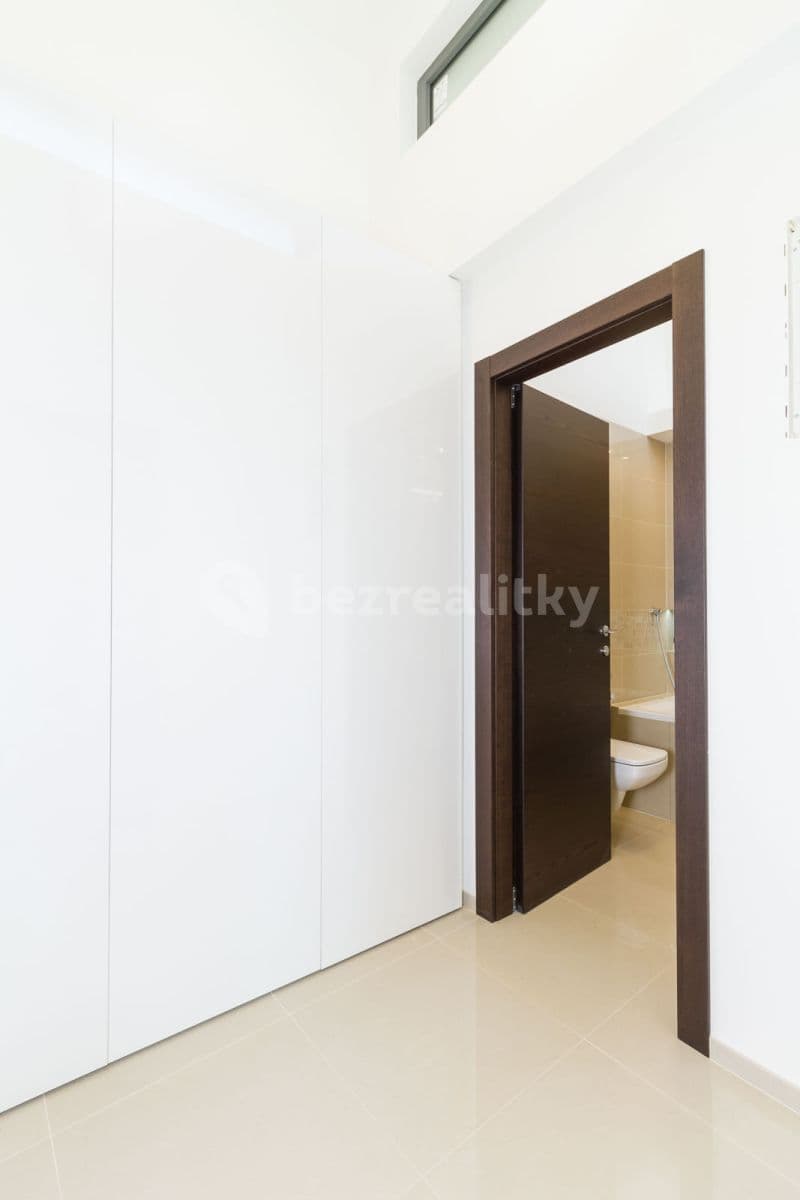 Pronájem bytu 2+kk 51 m², Na Louži, Praha, Praha Pronájem bytu 2+kk 51 m², Na Louži, Praha, Praha